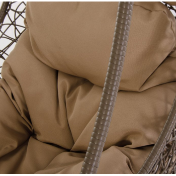 Poltrona pensile in polyrattan con cuscino